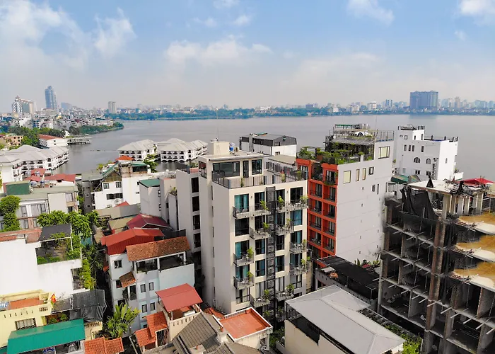 Margaery Boutique Apartment & Skyon9 Rooftop Bar Hanoi